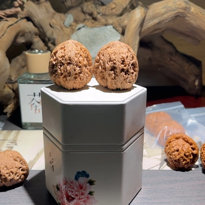 文玩核桃吊坠呜**诶38涿鹿第一丑