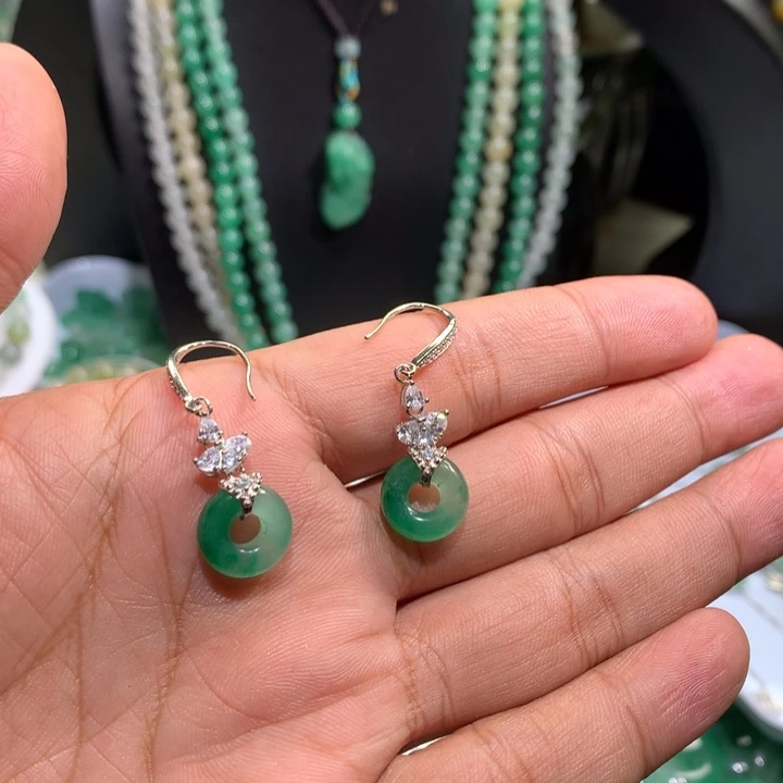 银S925镶嵌石英质玉耳坠