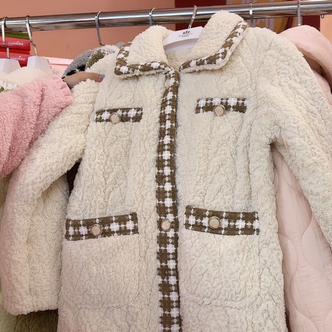 三醋酯纤维美胸家居服