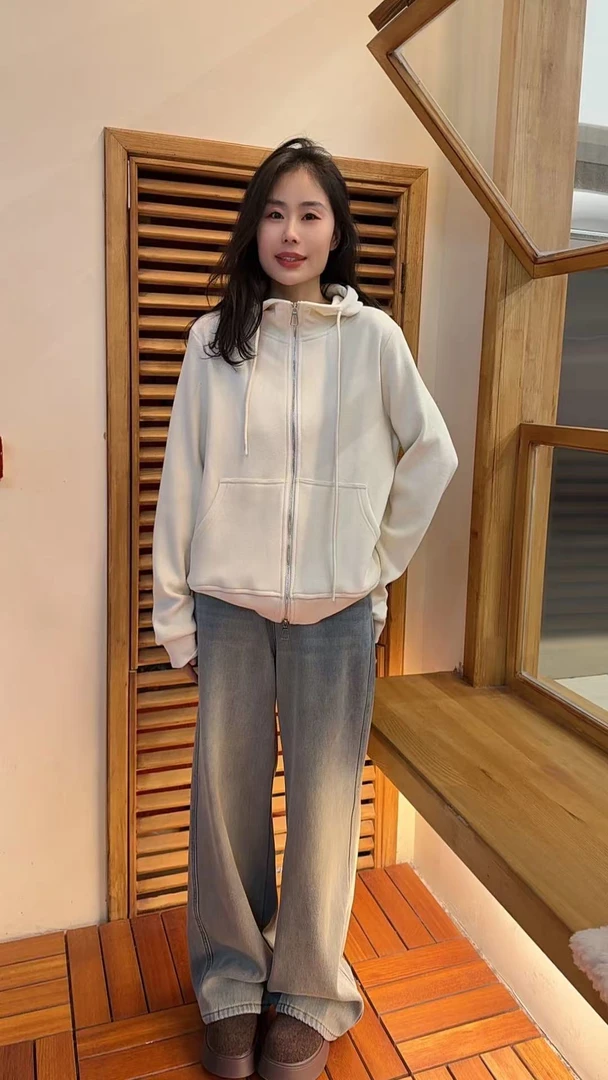 Miss Huo 加绒外套 A杏色 Y322