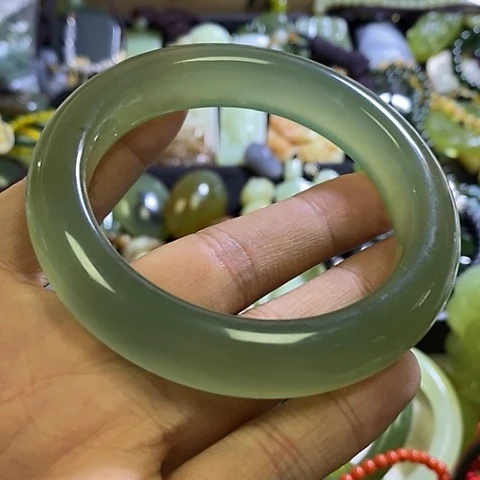 岫玉未镶嵌手镯59口径