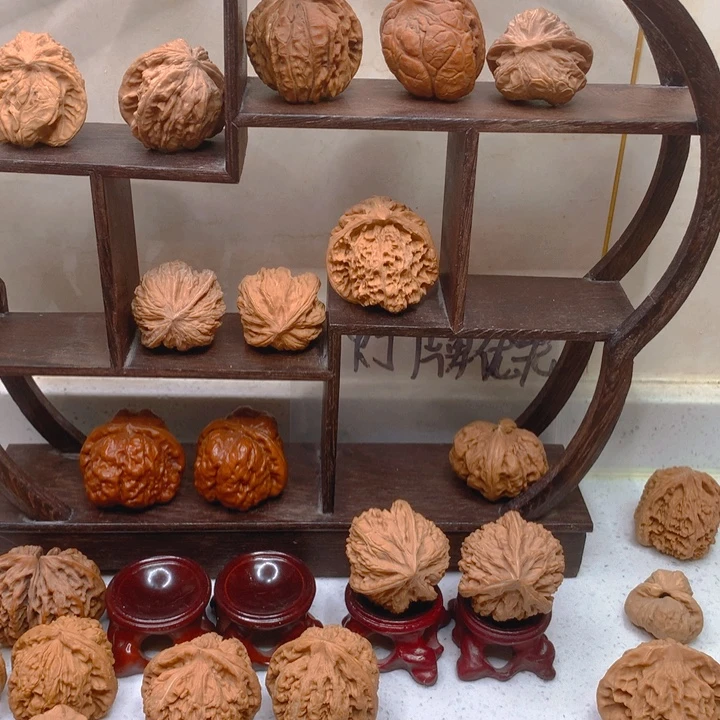 吉***米吊坠文玩核桃打底