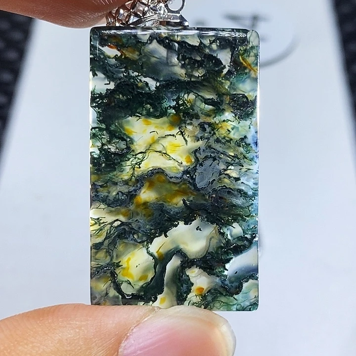 湘***绮玛瑙/玉髓颈饰未镶嵌