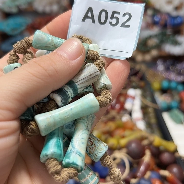 狐***幺玛瑙/玉髓颈饰未镶嵌