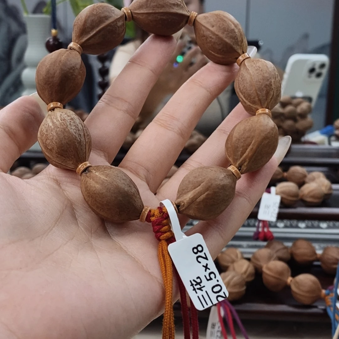 橄榄核吊坠马****弟原生态正宗梅林铁核