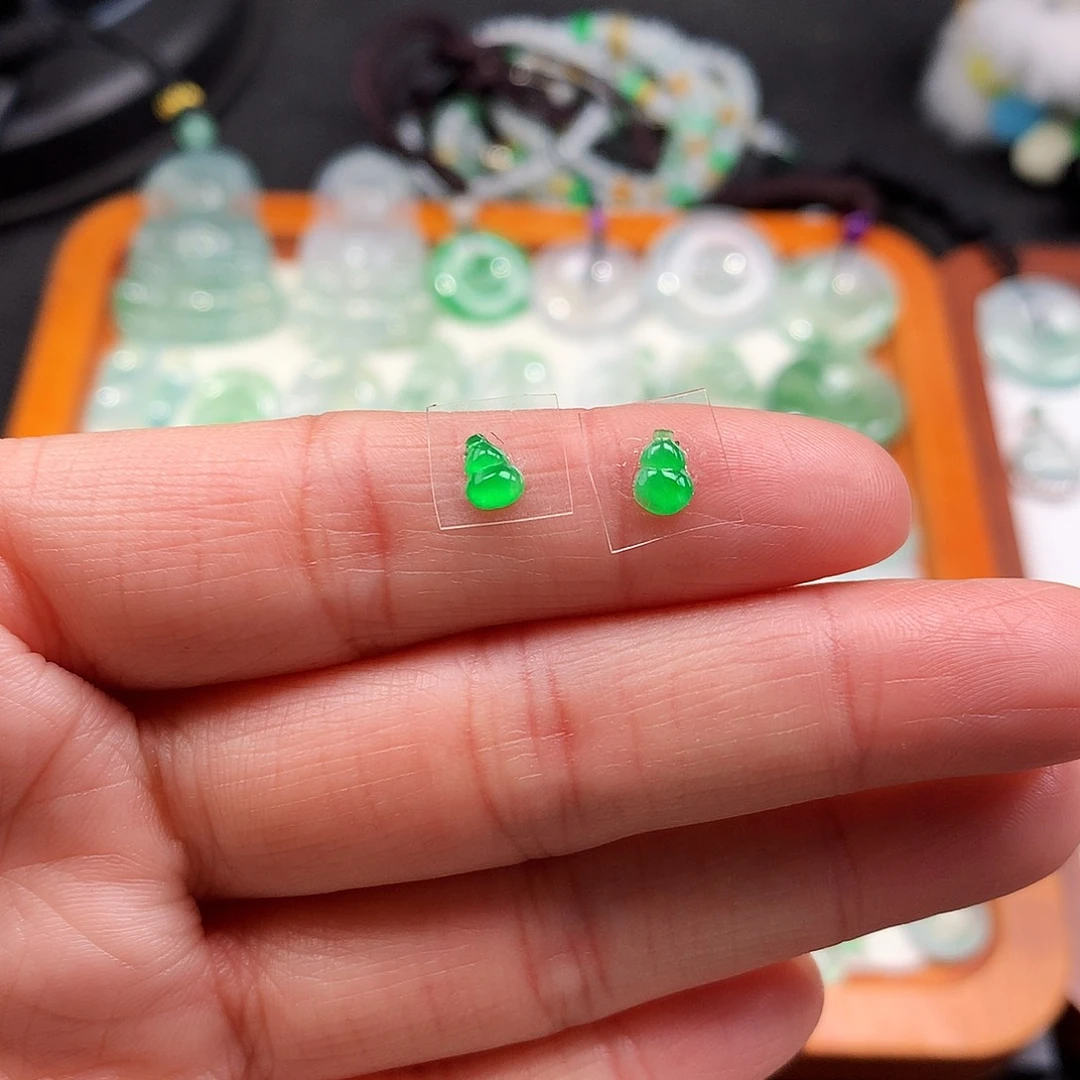 吊坠(不含链)未镶嵌翡翠葫芦