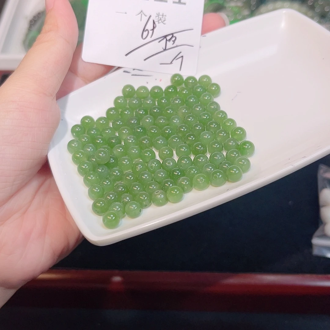 未镶嵌珠宝半成品水晶111 。