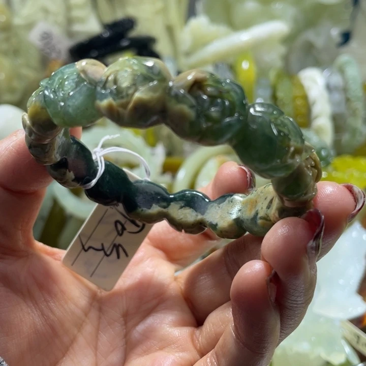 岫玉未镶嵌手镯53