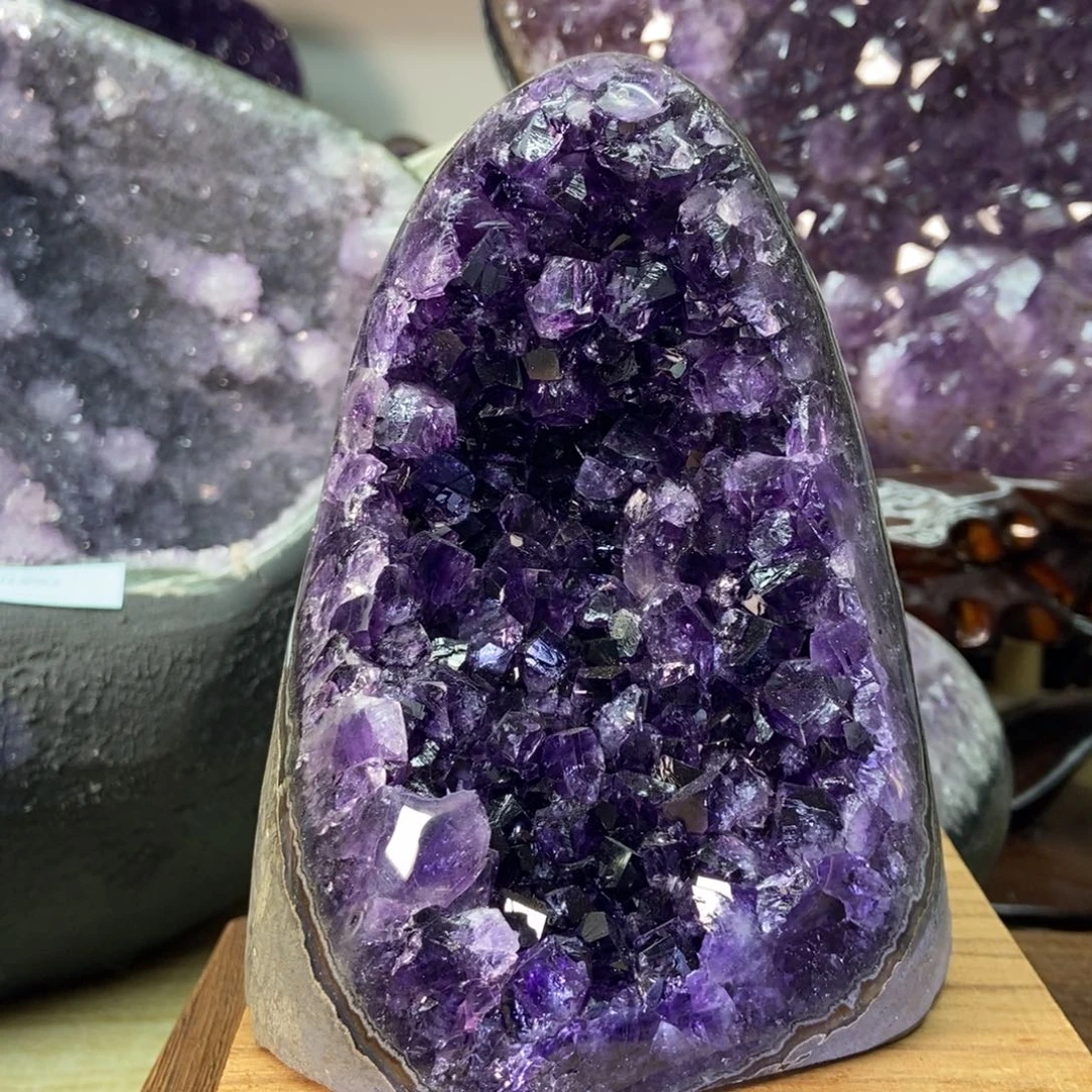 未镶嵌大型摆件（非配饰）紫晶