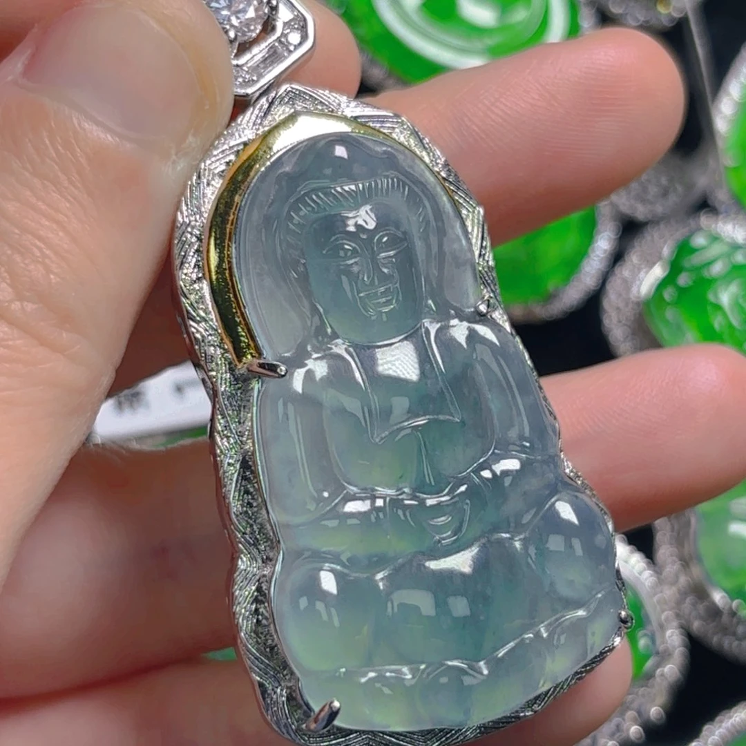 翡翠颈饰未镶嵌观音