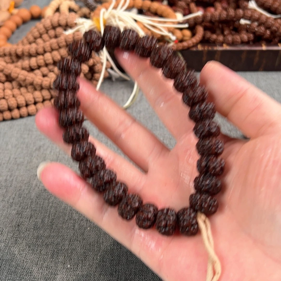 猴头核桃吊坠屠龙手持