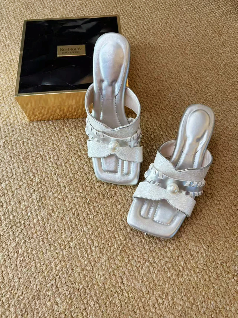 2025新款坡跟6CM法式编织时尚高级凉拖鞋女一字拖踩屎感高跟鞋