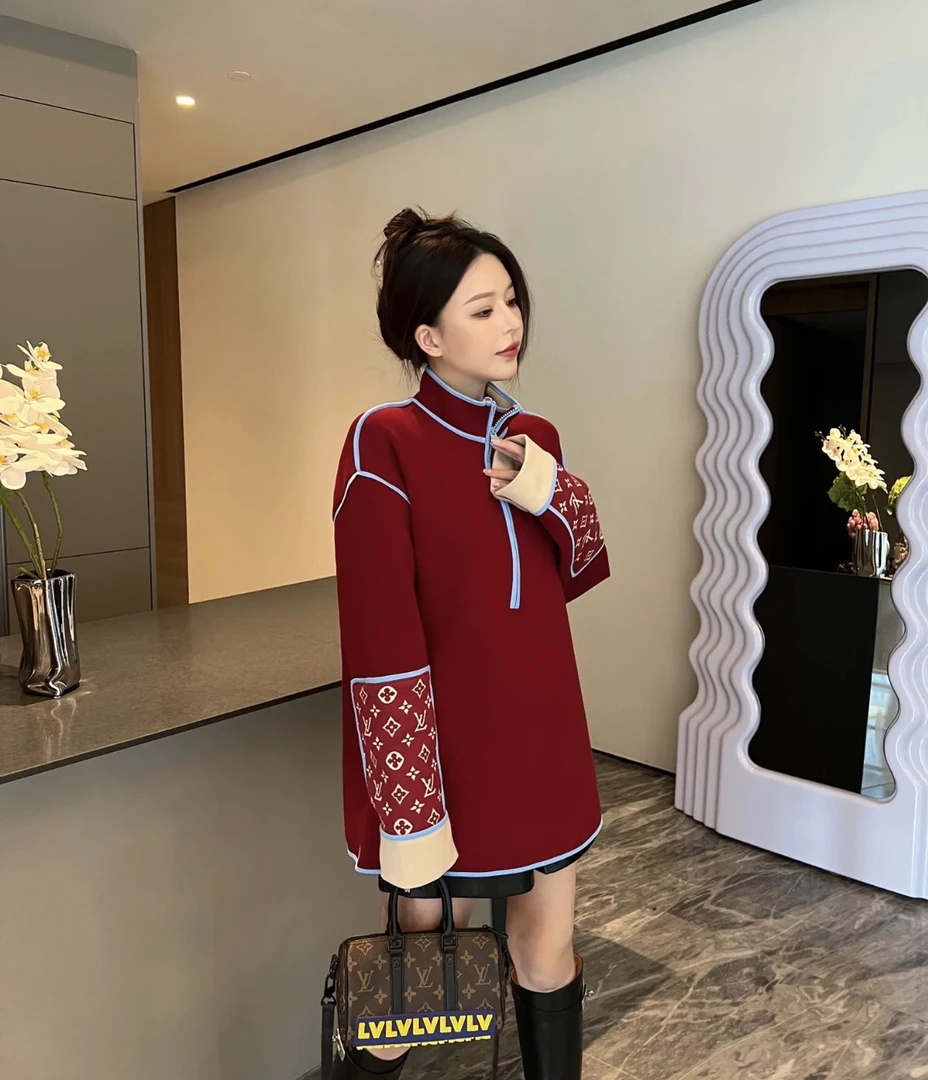 99新 LouisVuitton/路易威登 酒红色半拉卫衣 S码 99新 GM002597