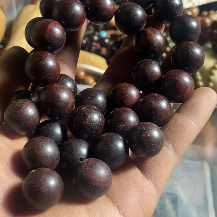 小叶紫檀满金星手持，24克，赠送9克备珠
