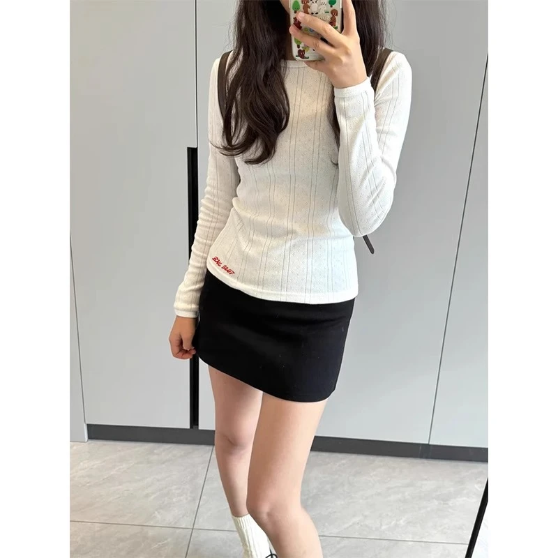 韩系白色提花肌理感圆领长袖T恤女内搭修身显瘦刺绣打底衫上衣春