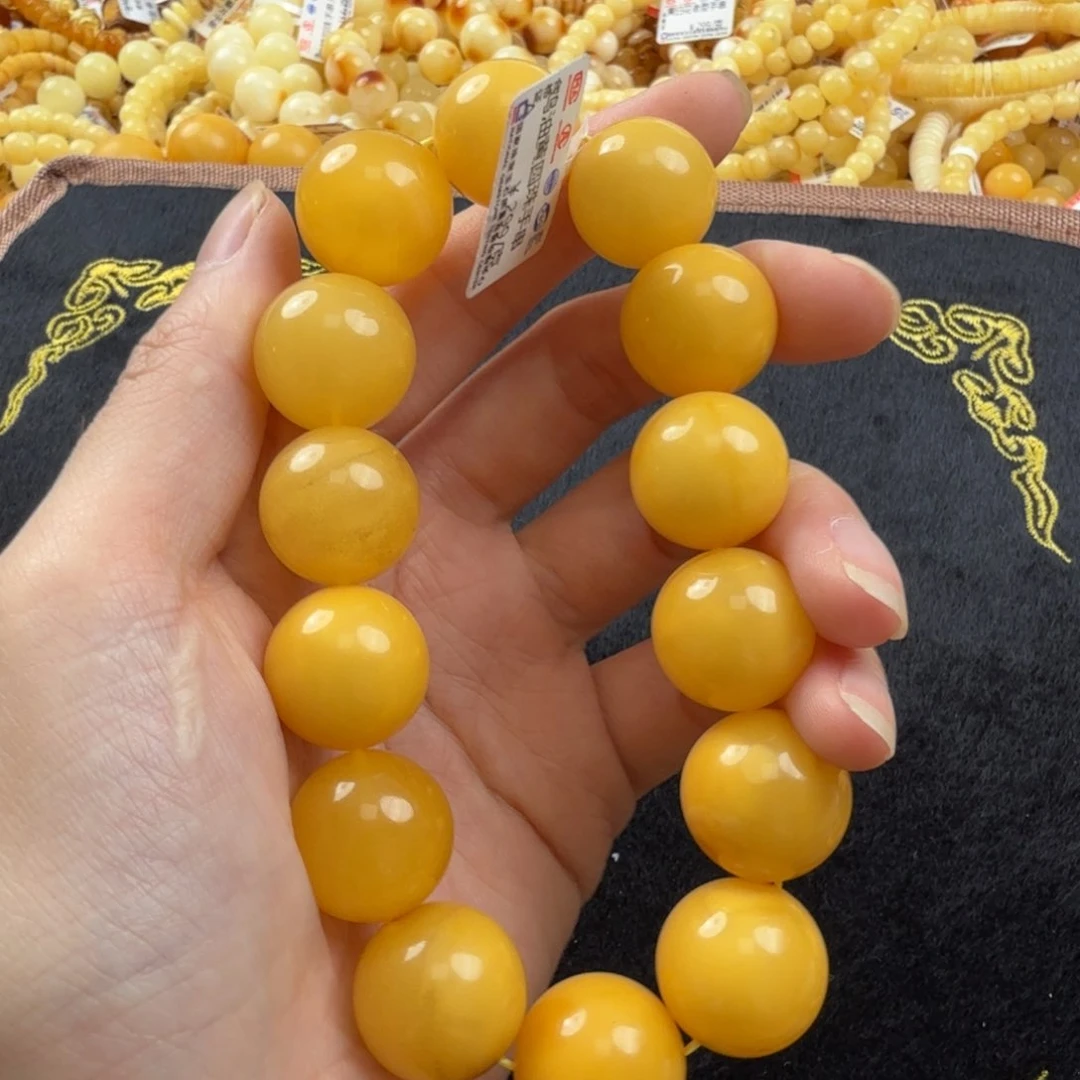 未镶嵌琥珀珠宝奇石