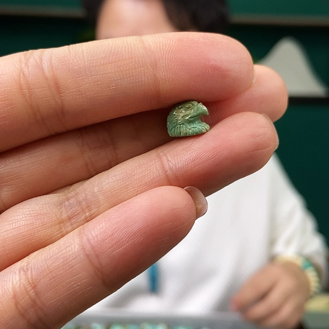 未镶嵌绿松石珠宝奇石