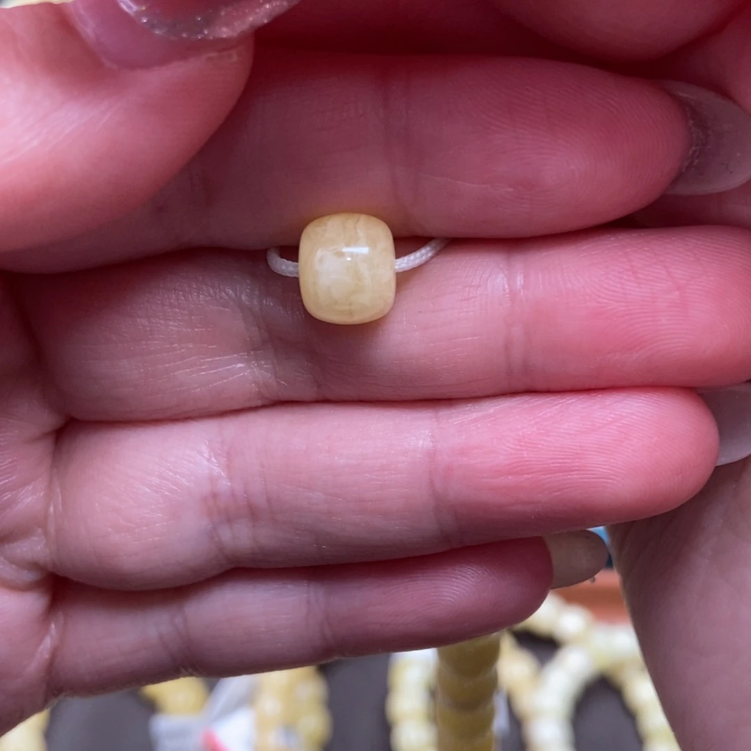 蜜蜡未镶嵌珠宝奇石卡9