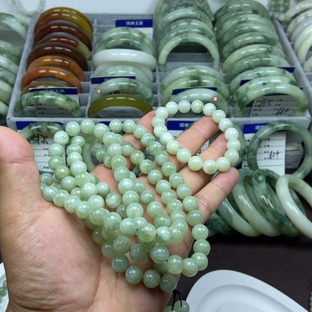 S***w未镶嵌蛇纹石玉手链