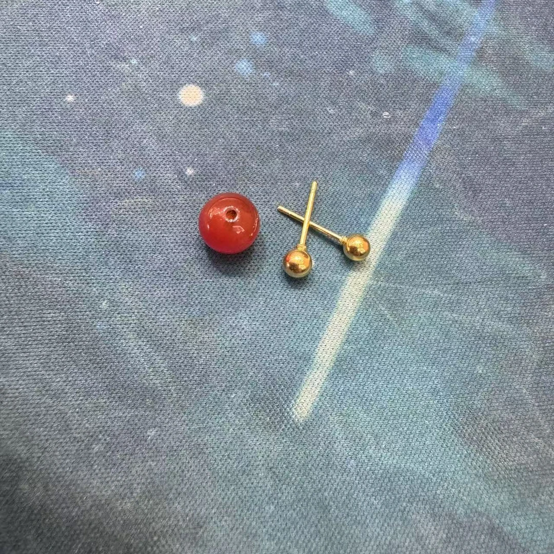 【SG】足金金球球玛瑙耳钉赠耳堵