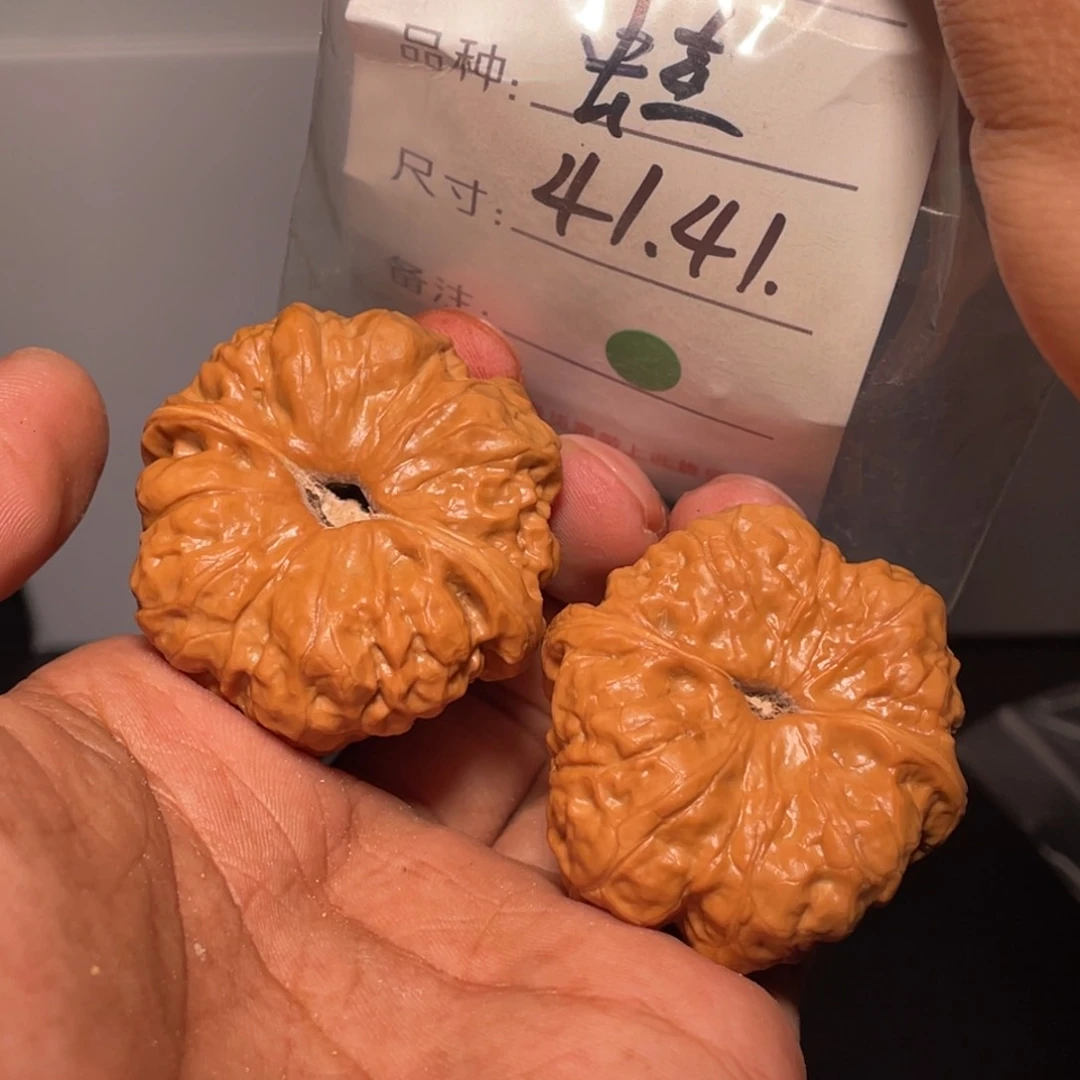 文玩核桃吊坠文玩核桃