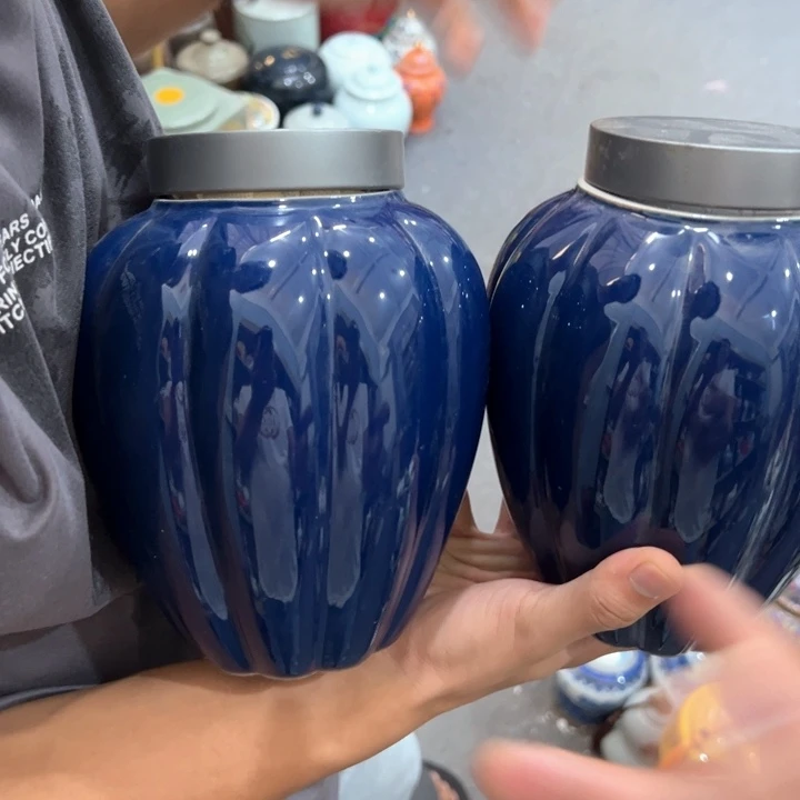 瑕疵福利品陶瓷茶叶罐不影响使用介意勿拍