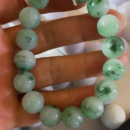 未镶嵌定制翡翠牌子