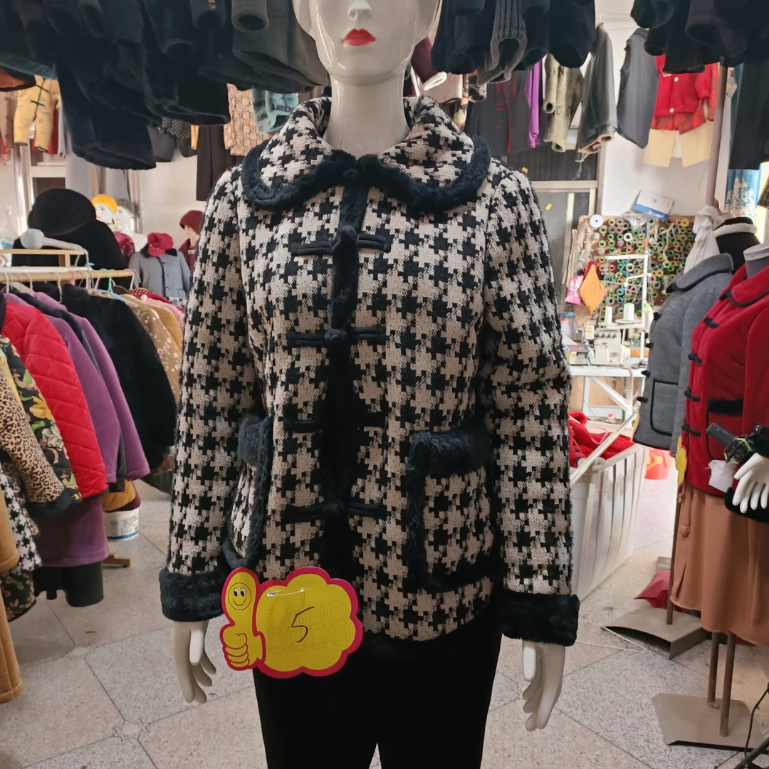 三层复合中老年女冬装格子加绒棉袄保暖两件套妈妈装