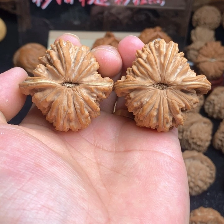 文玩核桃吊坠45楼子