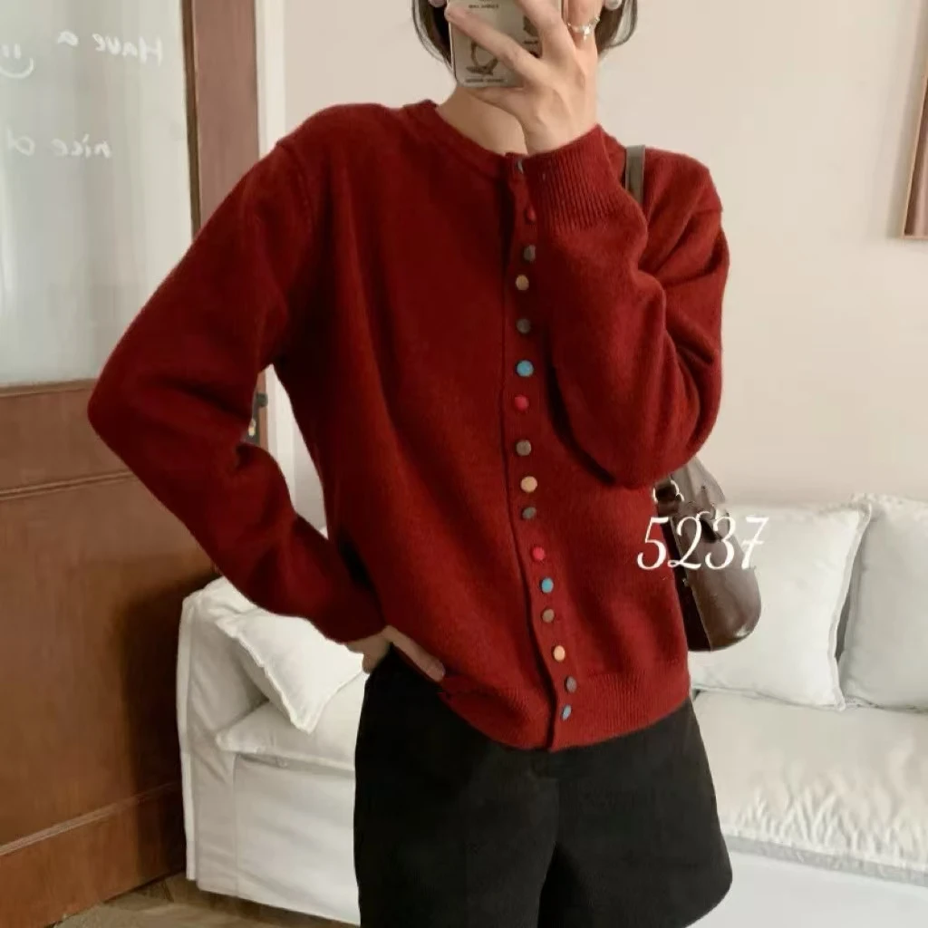 新款高品质女士开衫