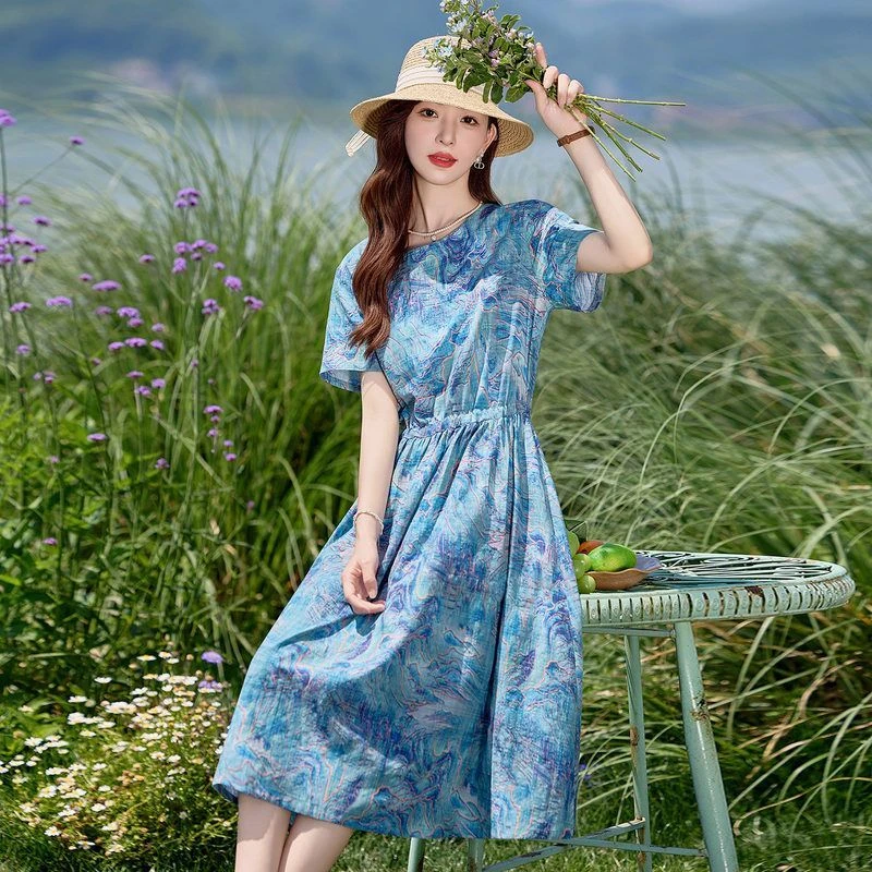 后妈裙时尚碎花短袖蓝色女夏2025新款收腰显瘦度假风气质裙子