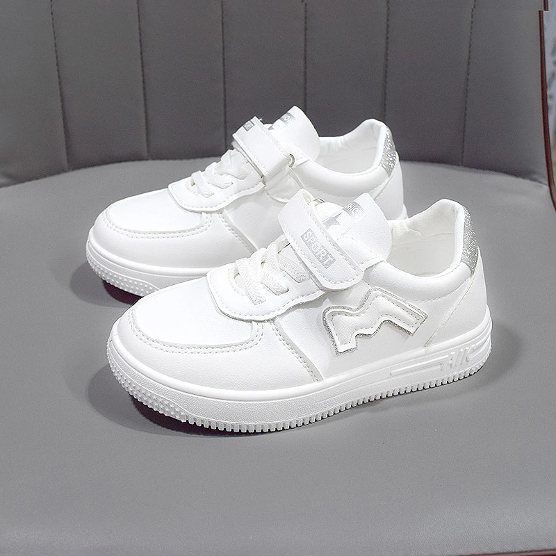女童小白鞋百搭板鞋白色软底小女孩演出春秋学生鞋子运动鞋平底鞋