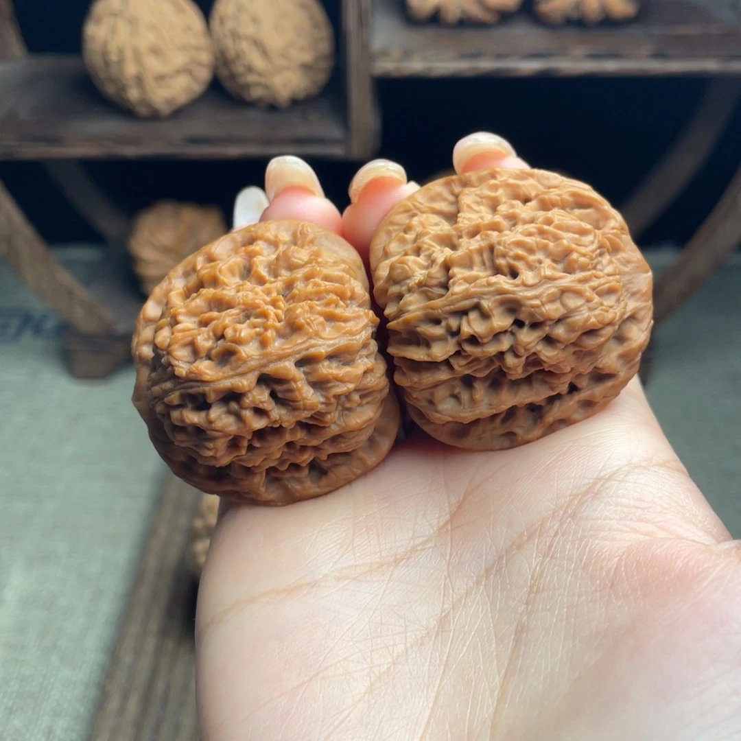 吊坠文玩核桃南疆石41 全品白茬精配毕业红皮