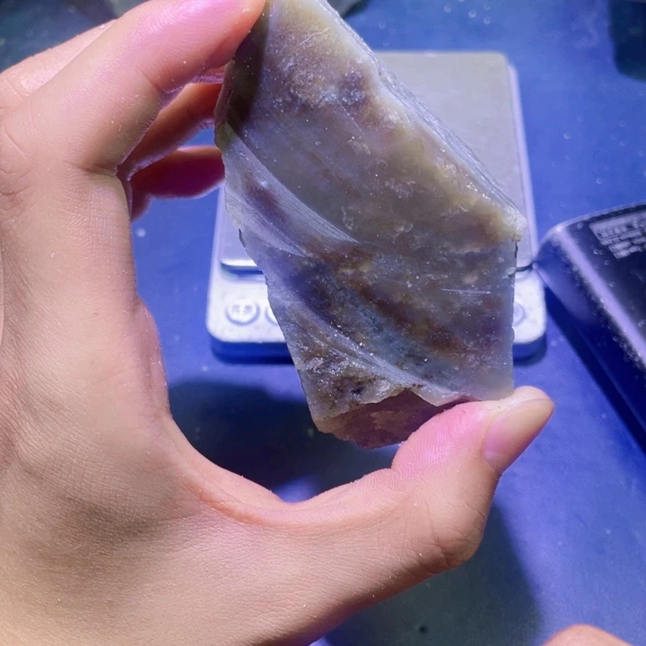 未镶嵌和田玉（糖玉）珠宝半成品