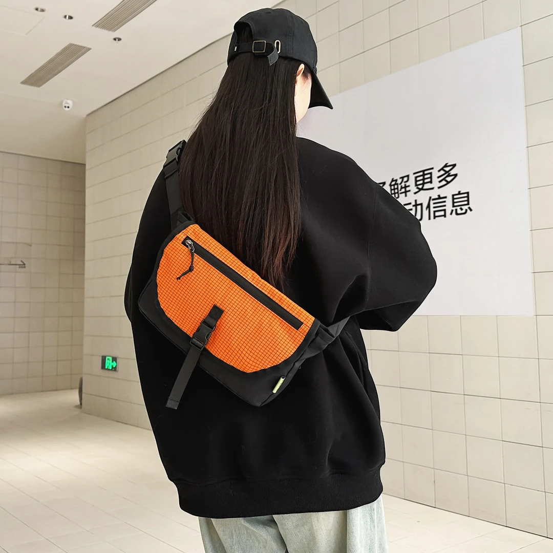 北尹嘉木男女胸包斜挎包小包多功能腰包情侣包轻便防水旅游骑行包