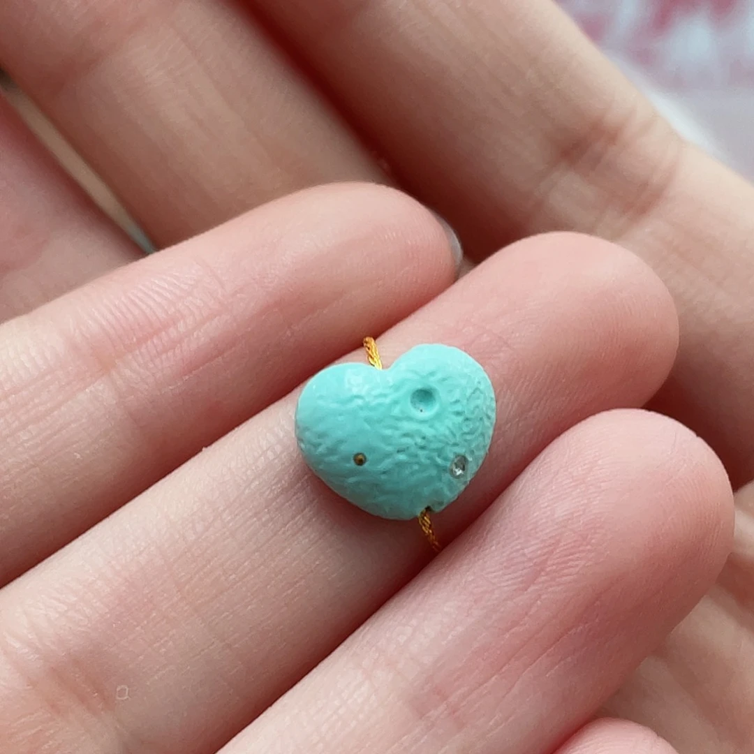 绿松石颈饰未镶嵌