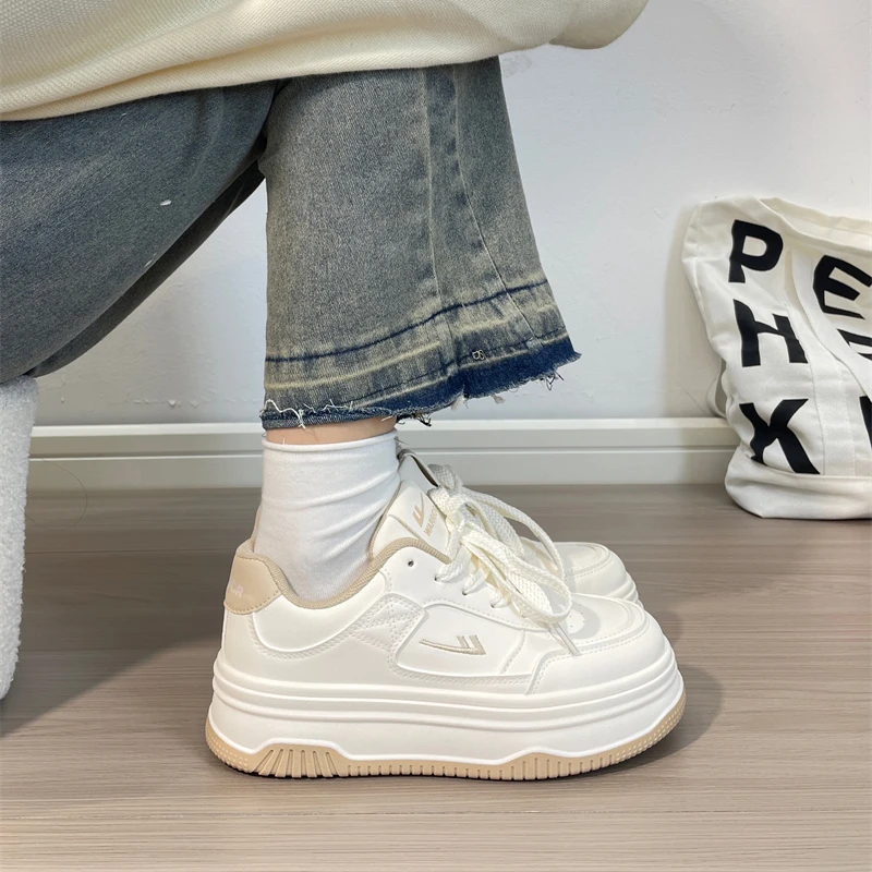 回力增高鞋女小个子不累脚厚底小白鞋爆款百搭高颜值小众原创板鞋