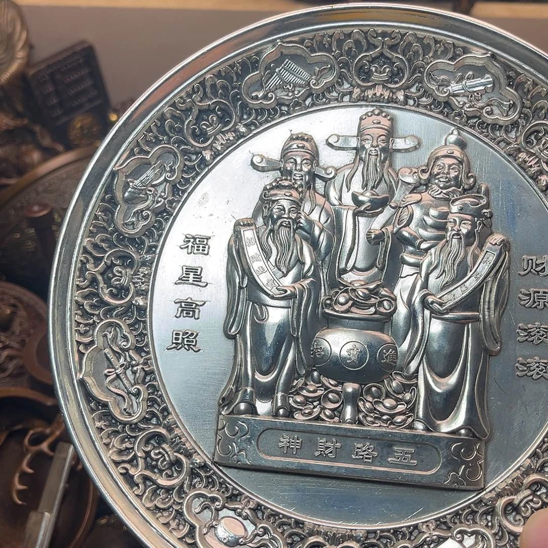 精美铜器工艺品等