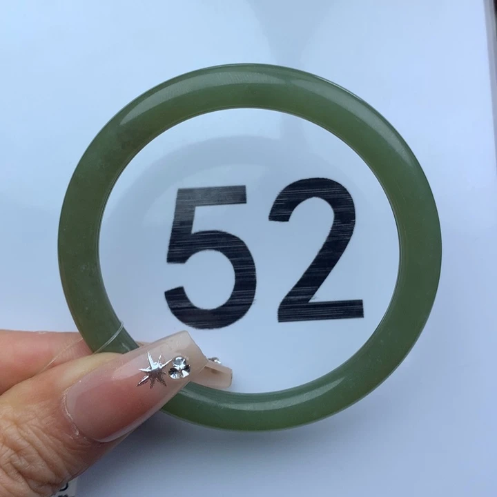 未镶嵌手镯和田玉50