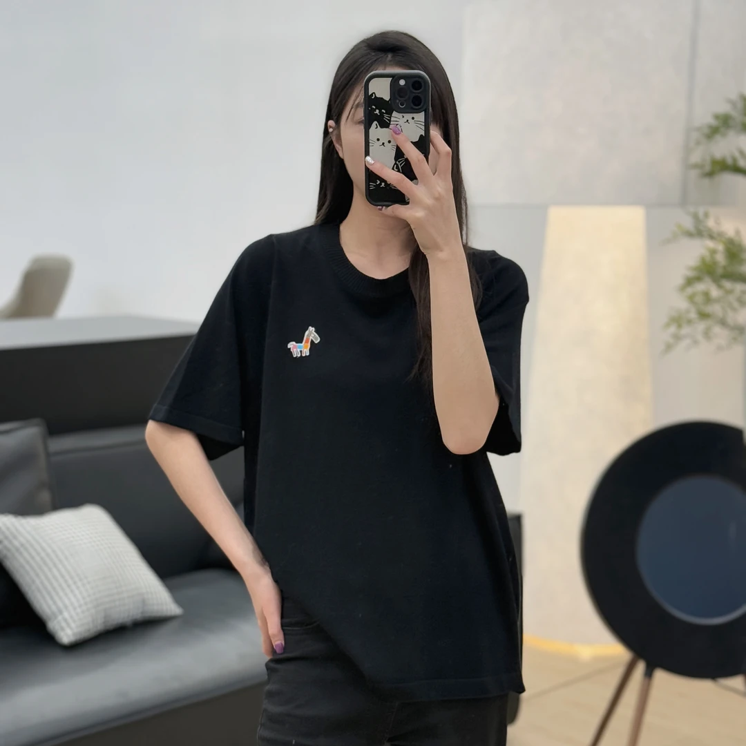 QIUQIU专属女装黑色彩色小马套头短袖