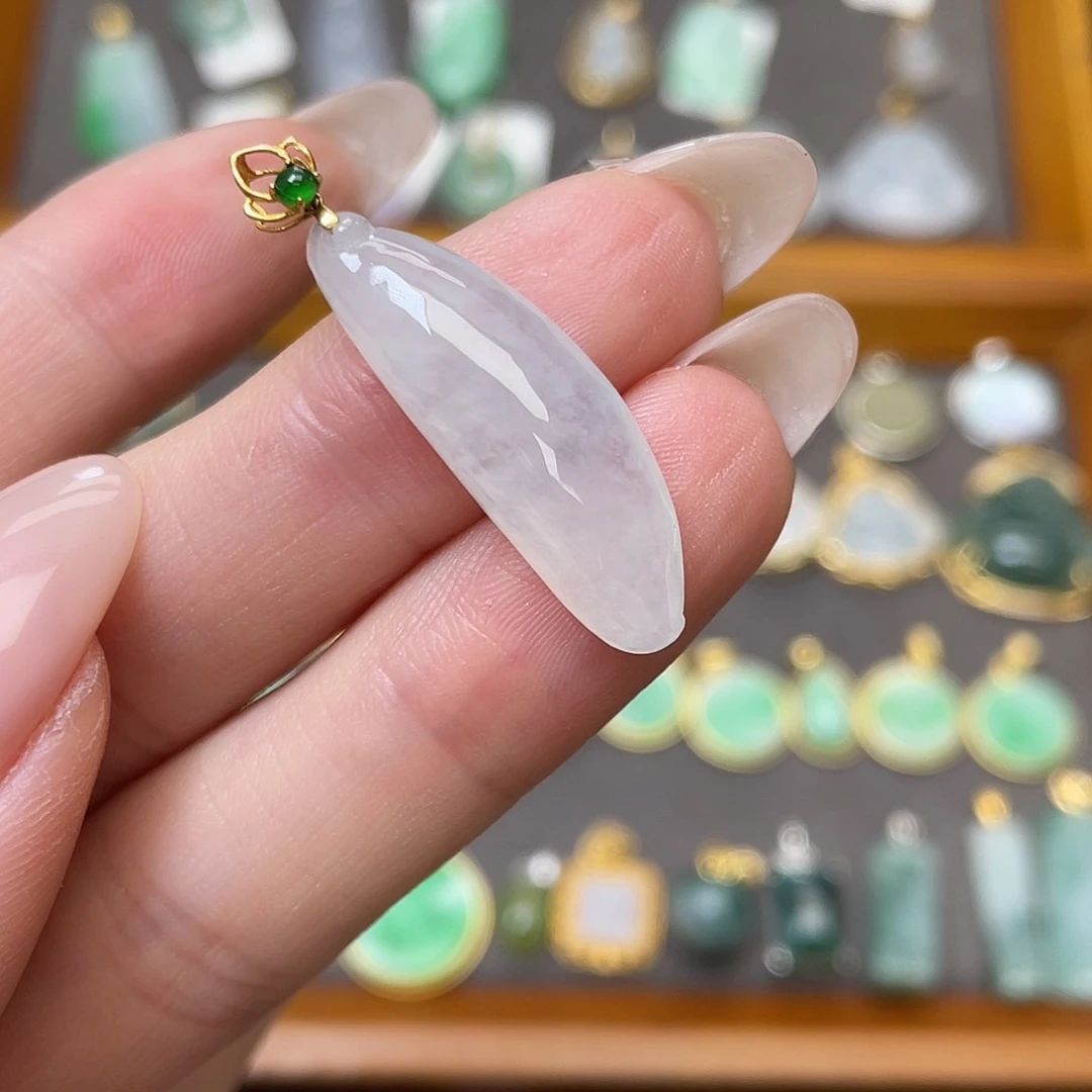 翡翠18K金镶嵌吊坠(不含链)