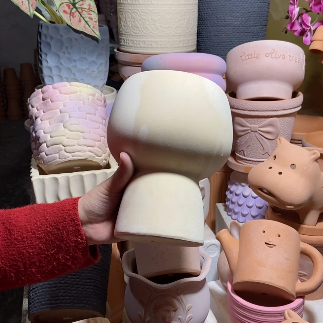 13×18白陶奖杯盆粗陶1个