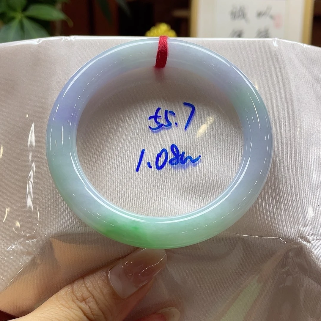 翡翠未镶嵌手镯8 号链接