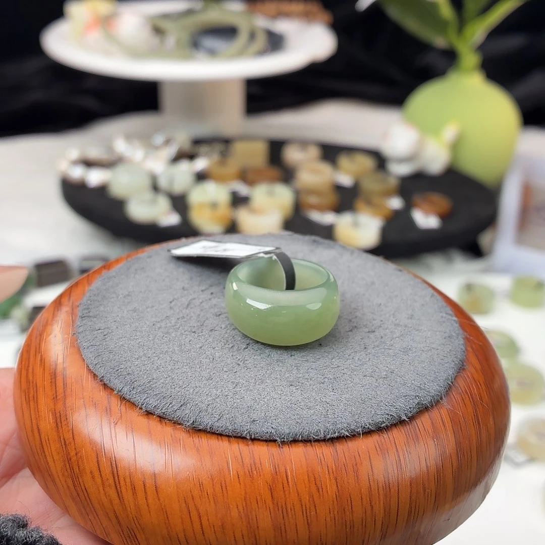 和田玉（糖玉）未镶嵌戒指b43湖水绿馒头17.1