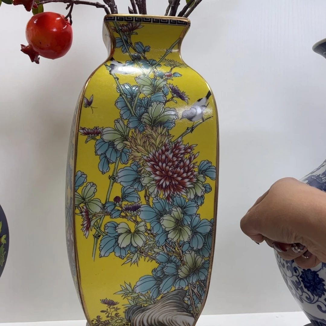 景德镇陶瓷滑坡摆件