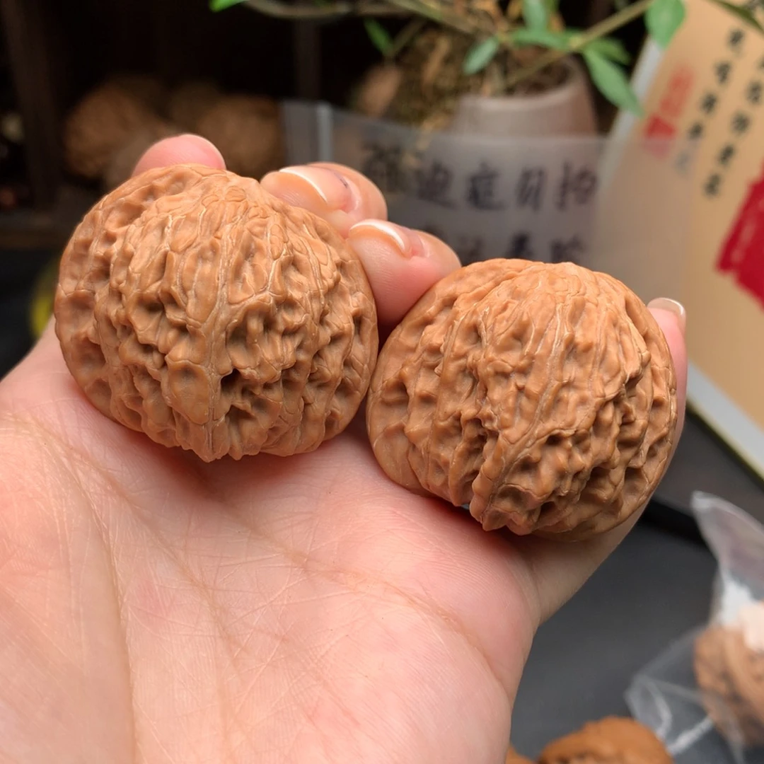 文玩核桃把件大**年全磨盘