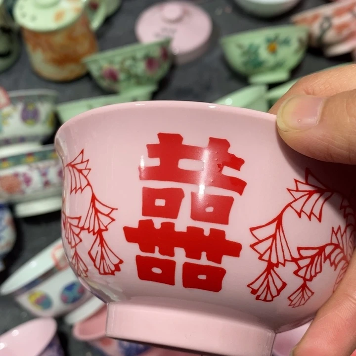 摆件瓷红稀土喜字4.5寸碗