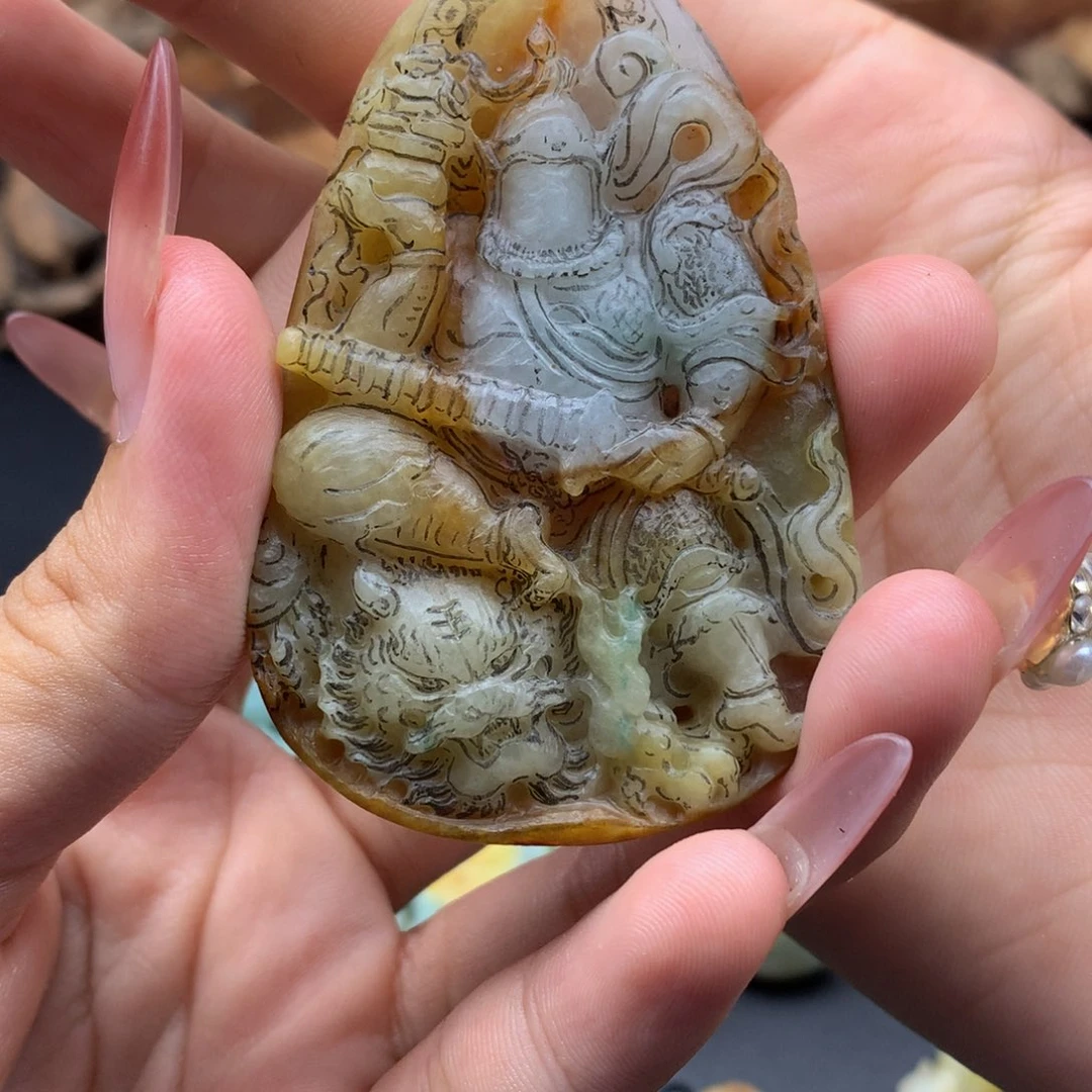 漫***：定制翡翠未镶嵌翡翠