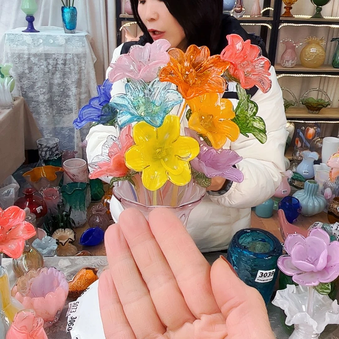 10朵百合家悦琉璃工艺品