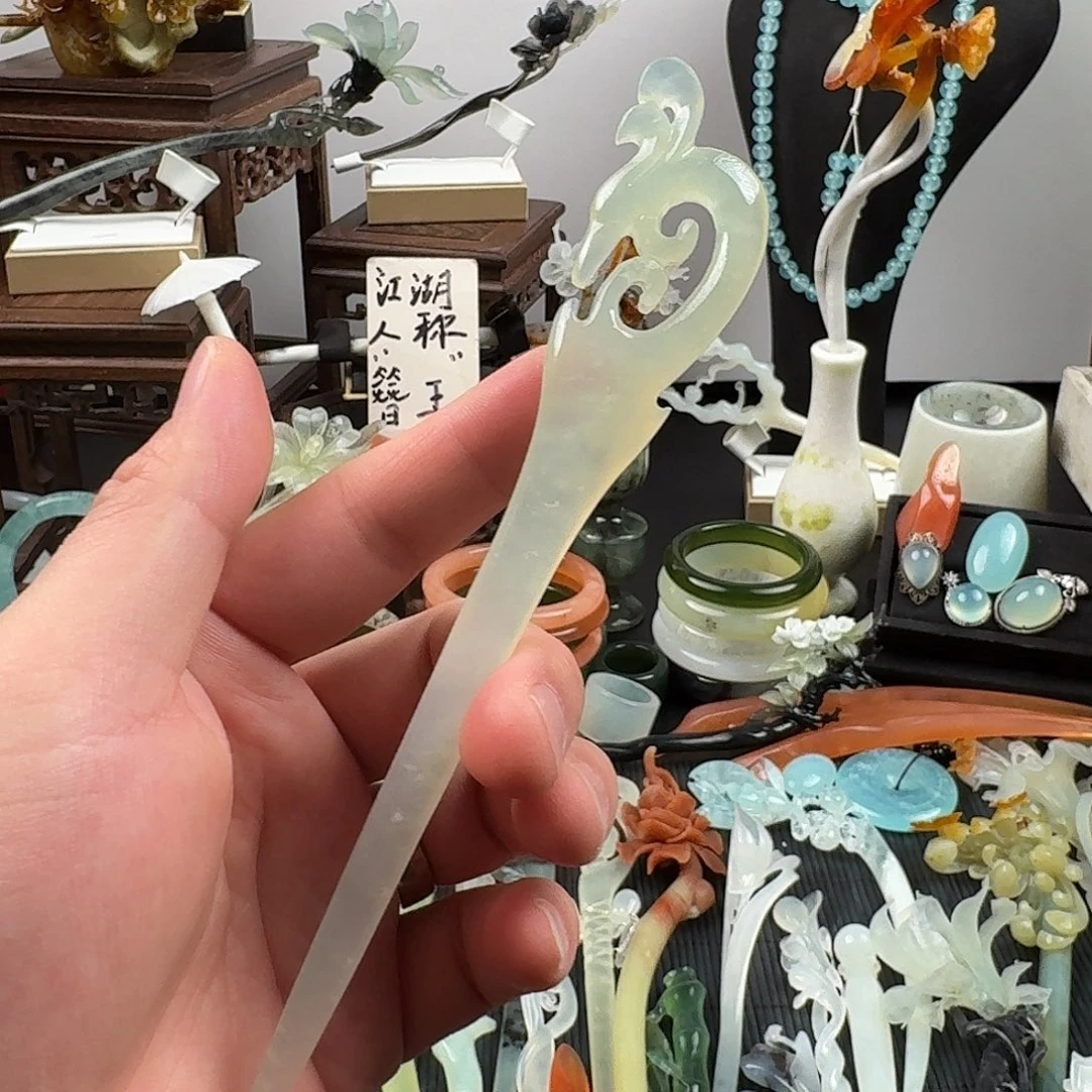 蛇纹石玉未镶嵌发饰